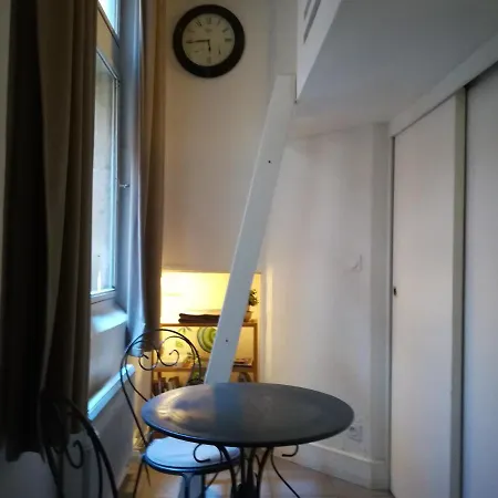 Vieux Apartment *